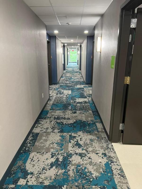 La Quinta Inn & Suites By Wyndham Manchester - Arnold Afb Exterior foto
